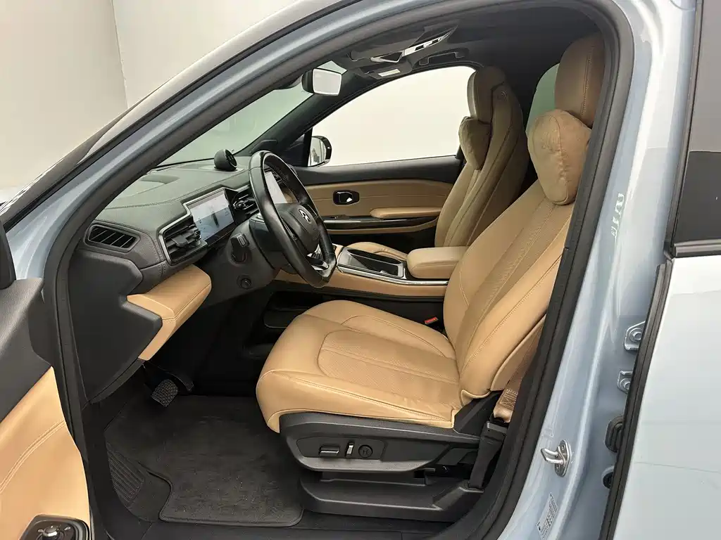 NIO ES6 — миниатюра 16