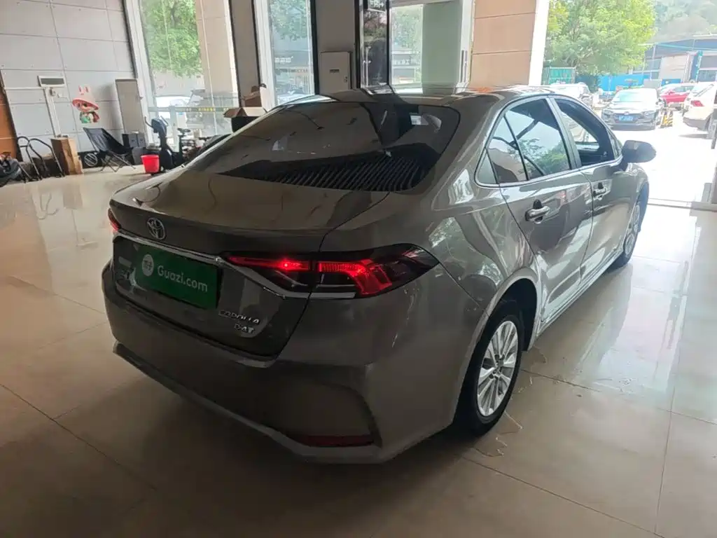 Toyota Corolla — миниатюра 7