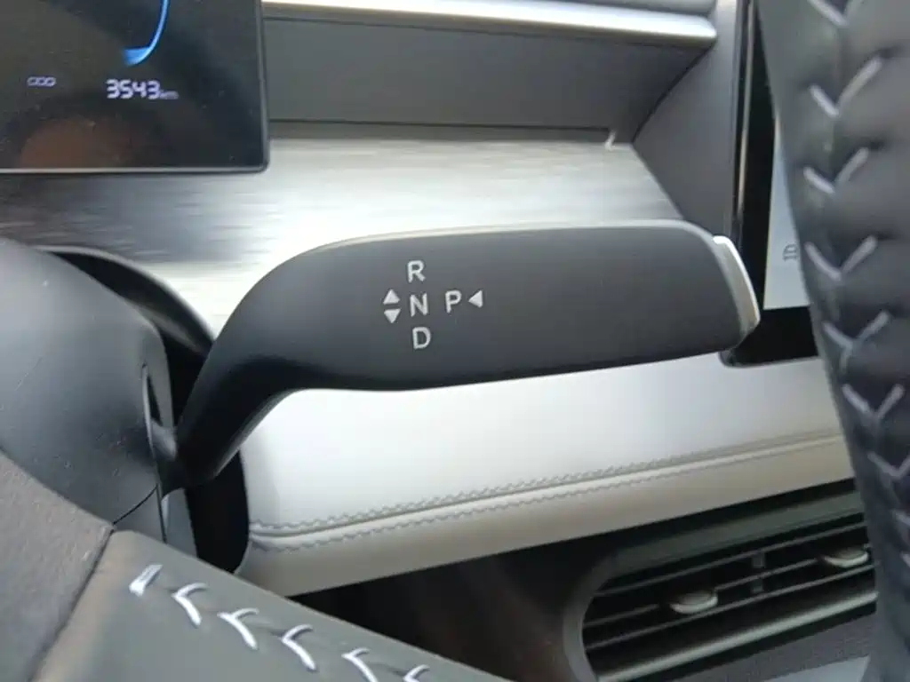 BYD Seal 05 DM-i — миниатюра 19