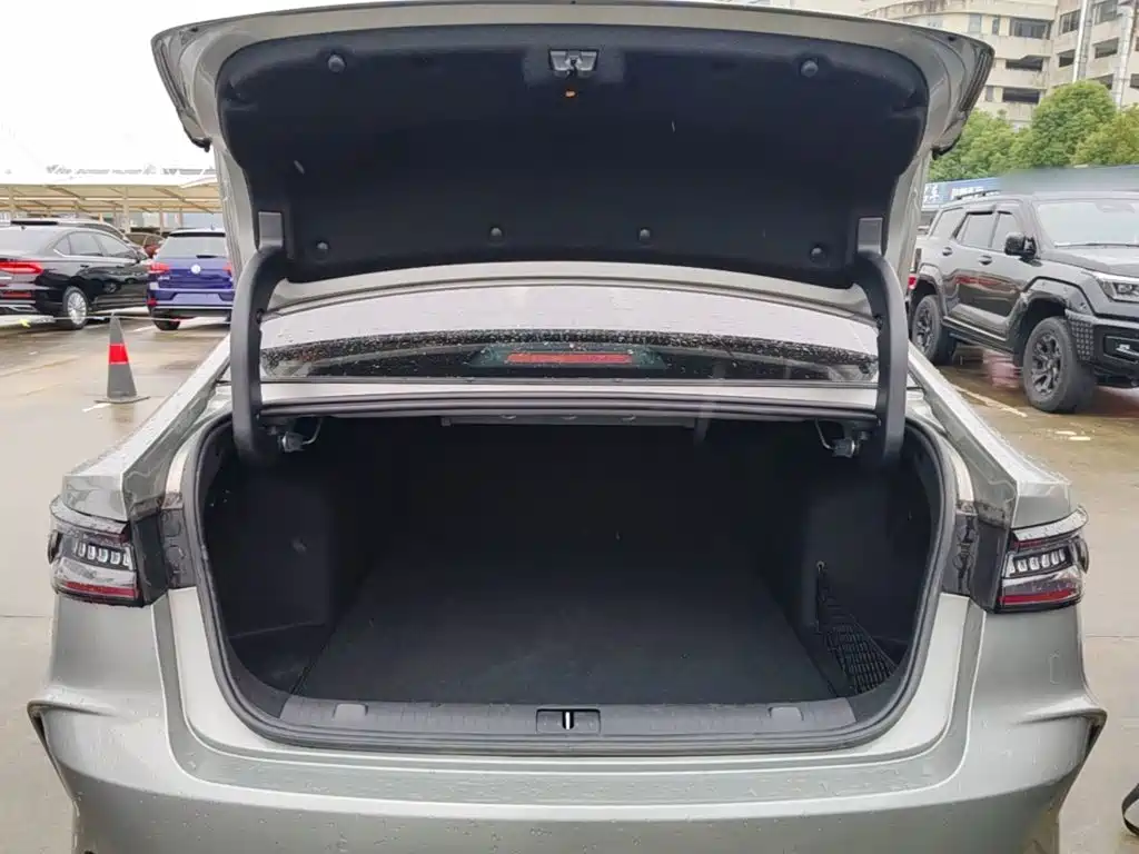 Chery Arrizo 8 — миниатюра 19