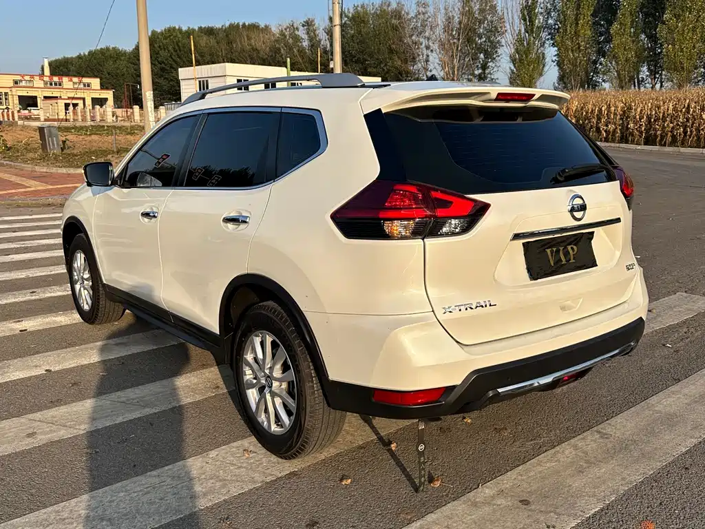 Nissan X-Trail — миниатюра 7