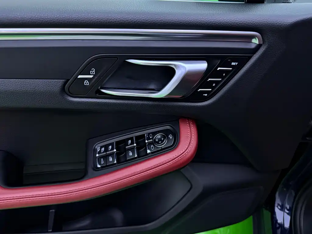 Porsche Macan — фотографии объявления, Фото 15