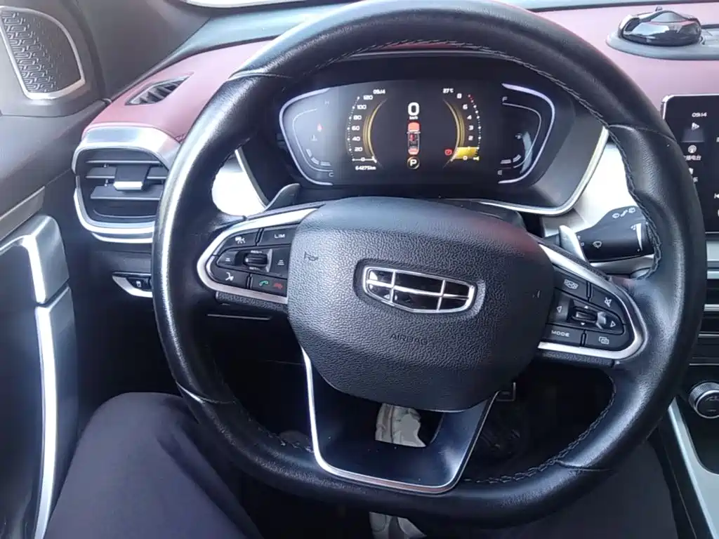 Geely Binyue — миниатюра 11