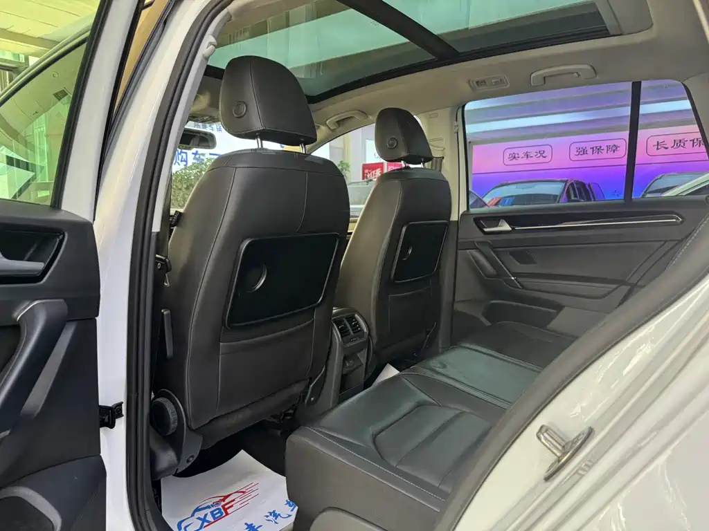 Volkswagen Golf 2015 1.4TSI Sportsvan