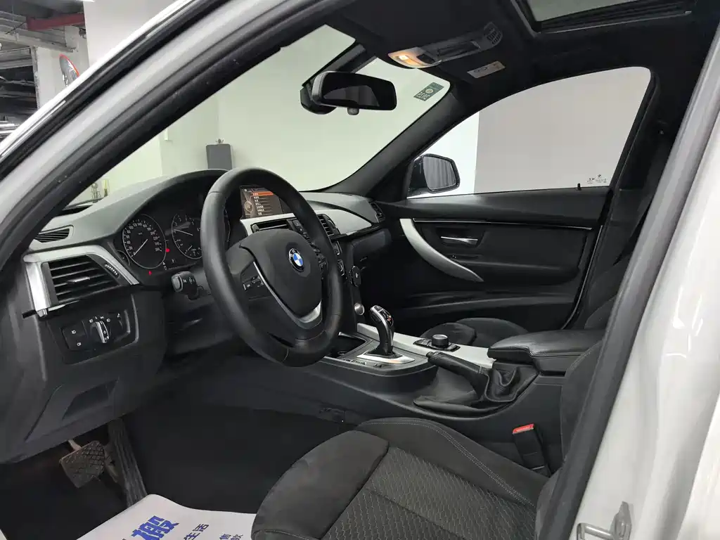 BMW 3 Series 3 2017 320i M Sport