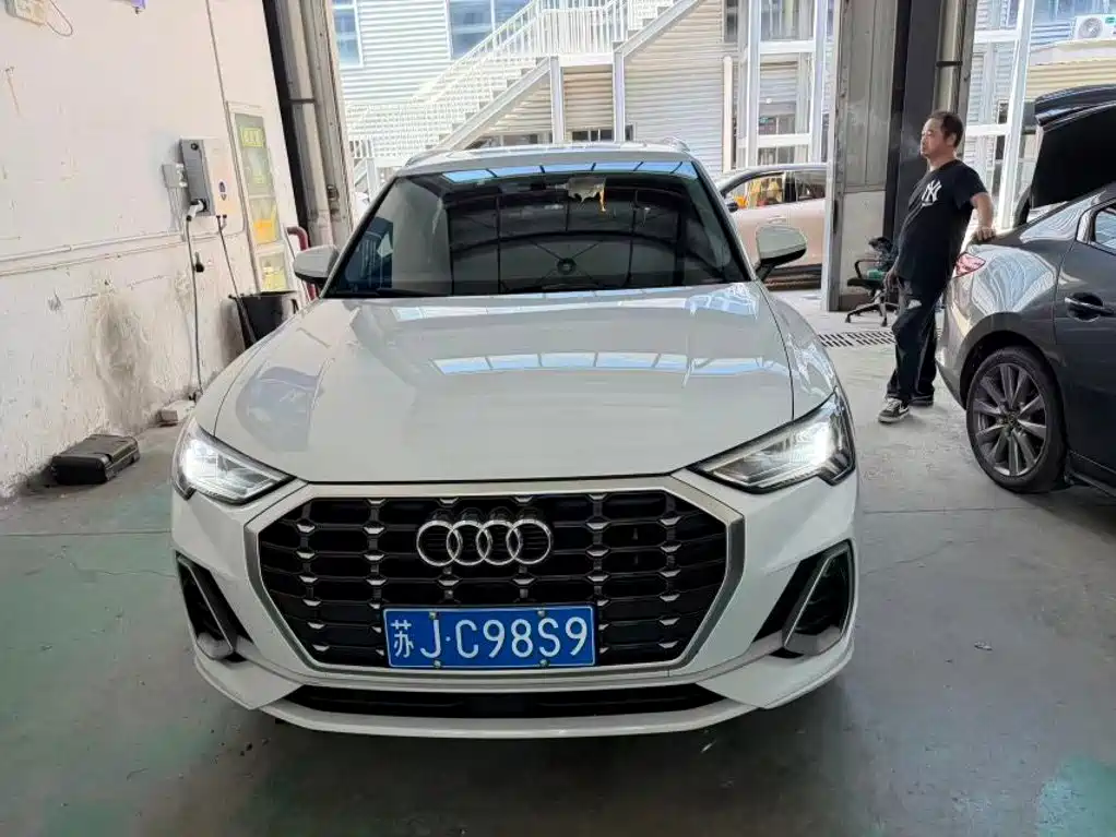 Audi Q3 — миниатюра 2