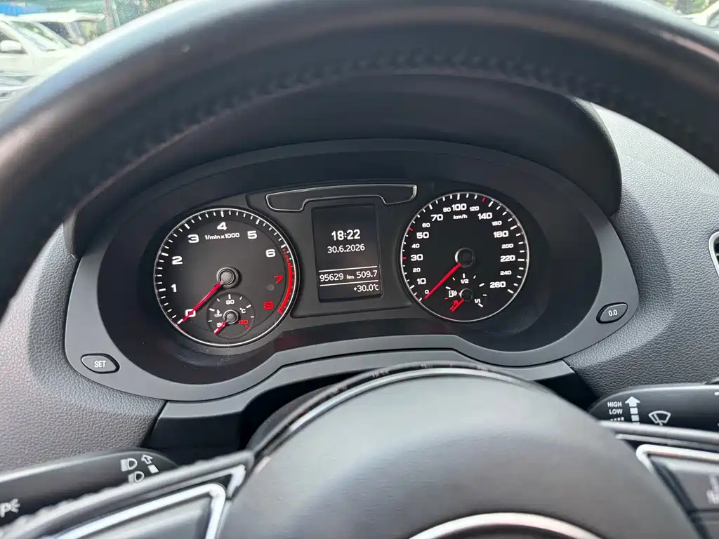 Audi Q3 2017 30 TFSI Sport