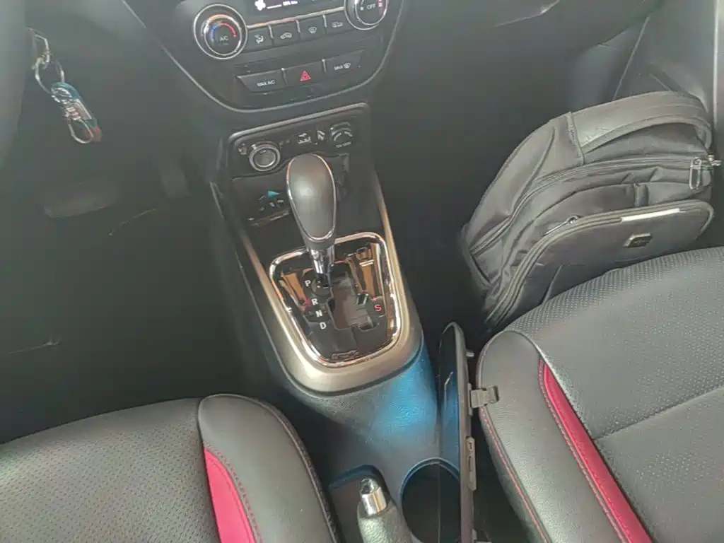 Changan CS15 — миниатюра 14