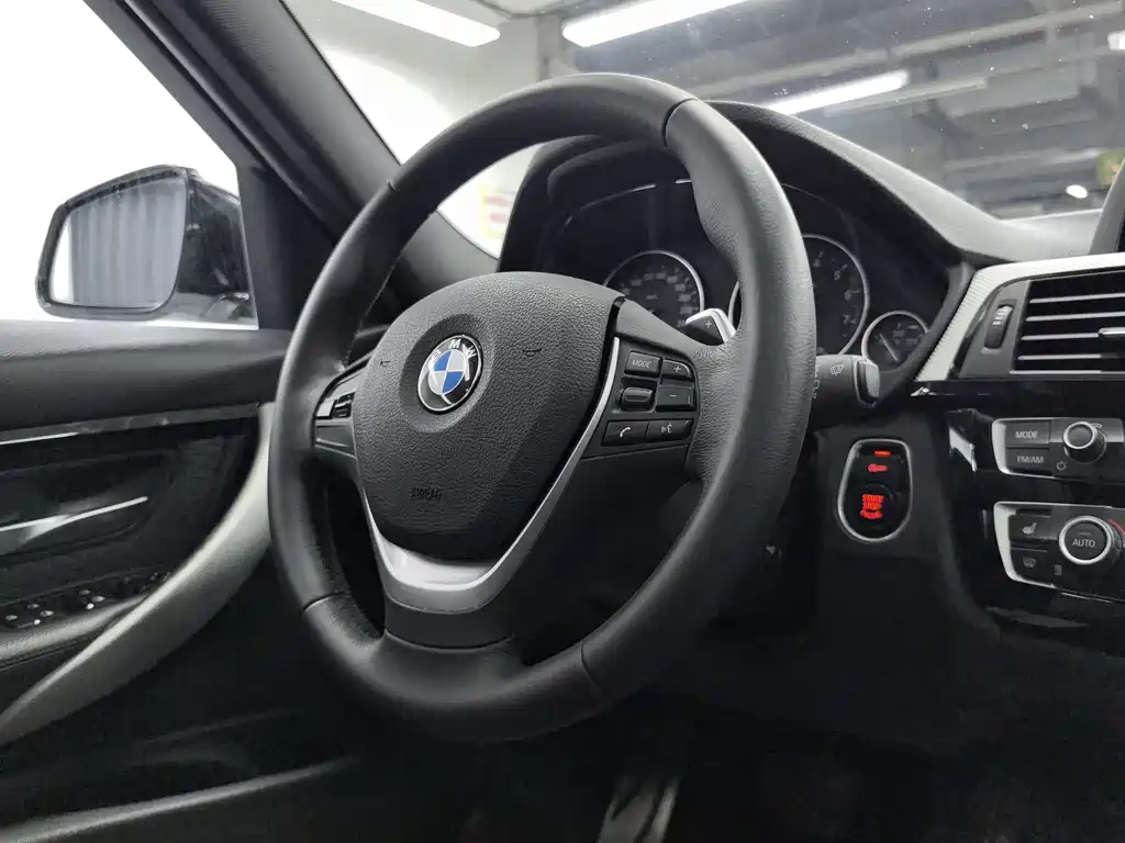 BMW 3 Series 3 2017 320i M Sport