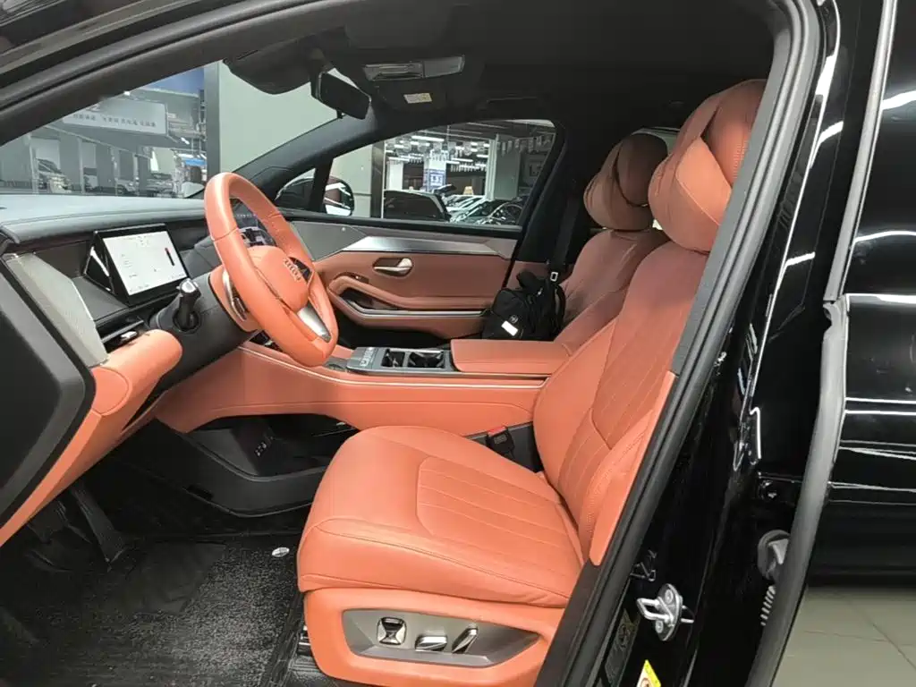 BYD Tang L — миниатюра 15