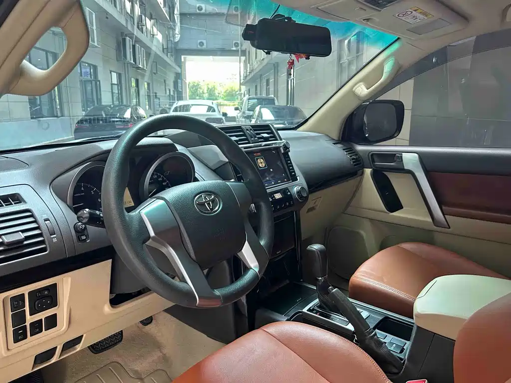 Toyota Prado (Import) — миниатюра 14