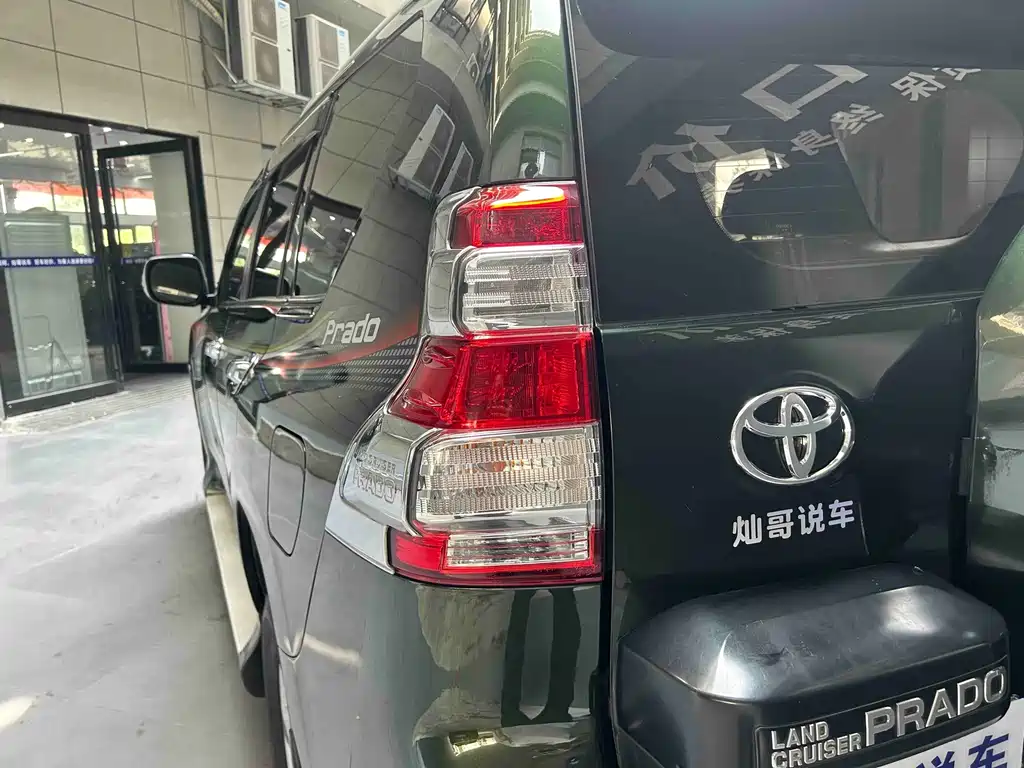 Toyota Prado (Import) — миниатюра 4