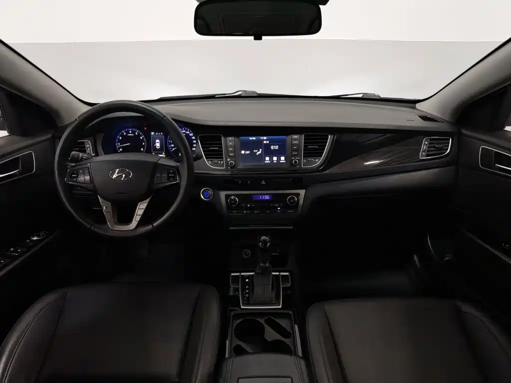 Hyundai Mistra — миниатюра 5