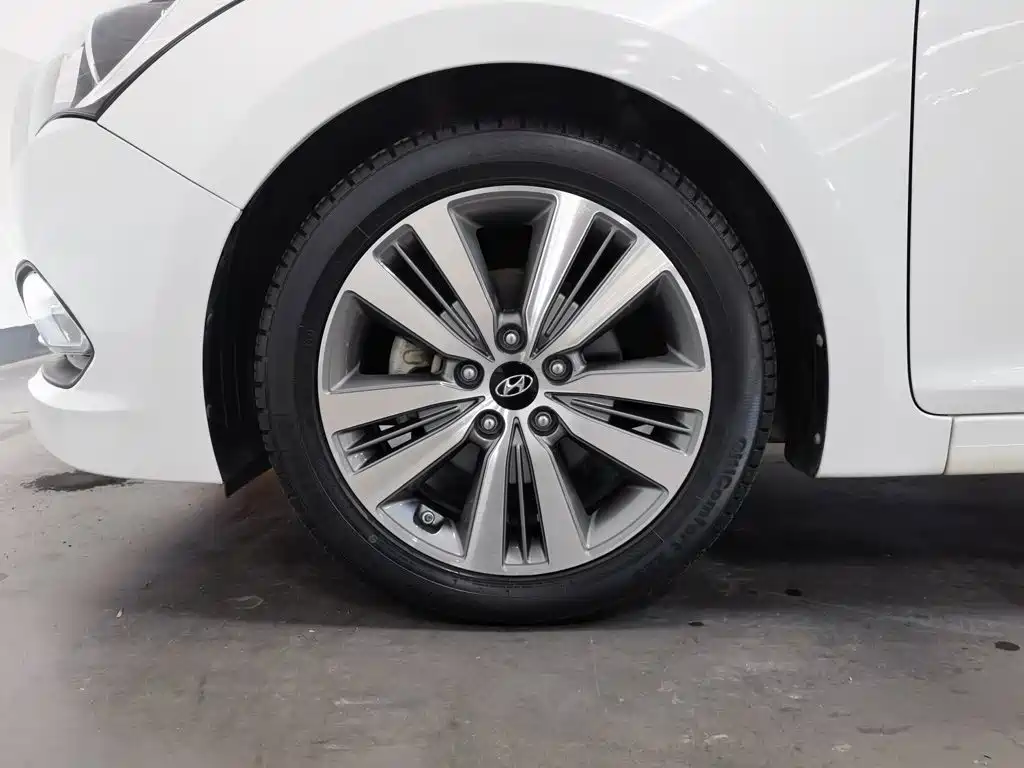 Hyundai Mistra — миниатюра 17