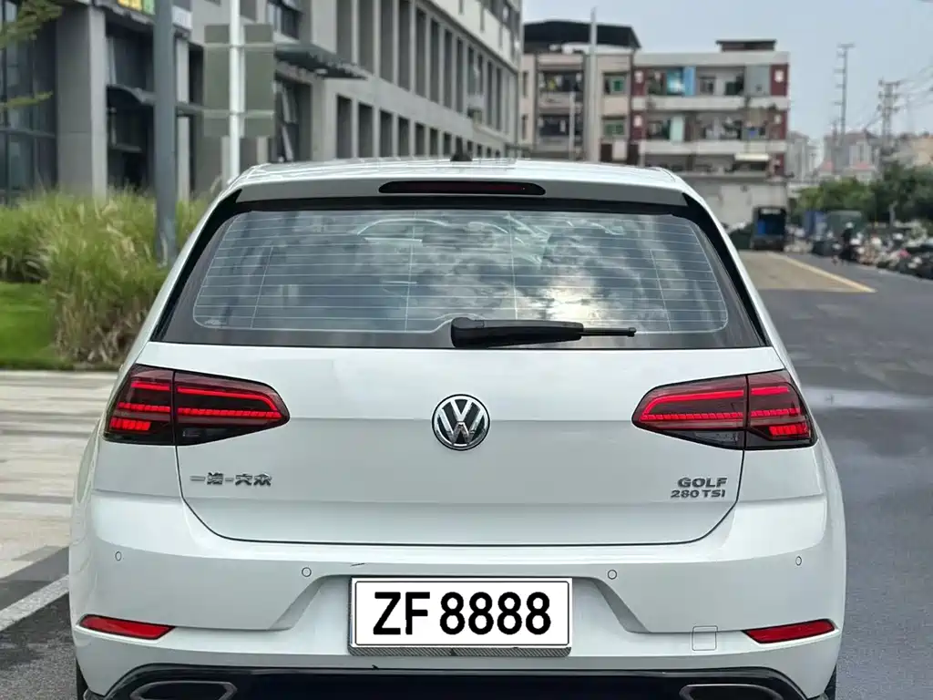 Volkswagen Golf — миниатюра 7