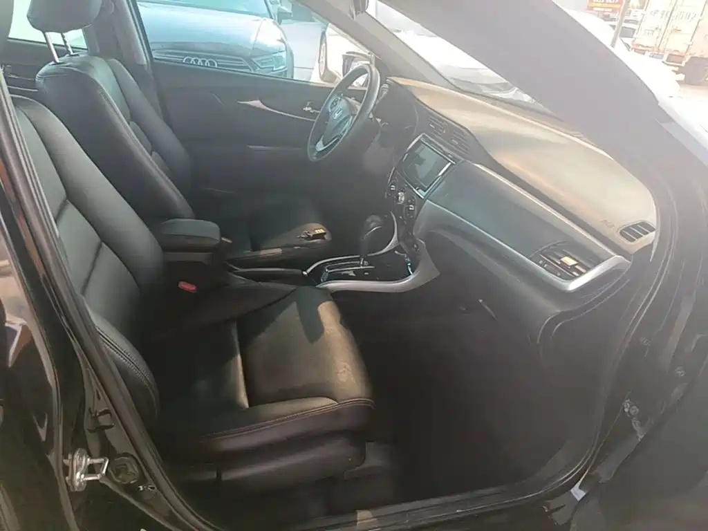 Honda Crider — миниатюра 25