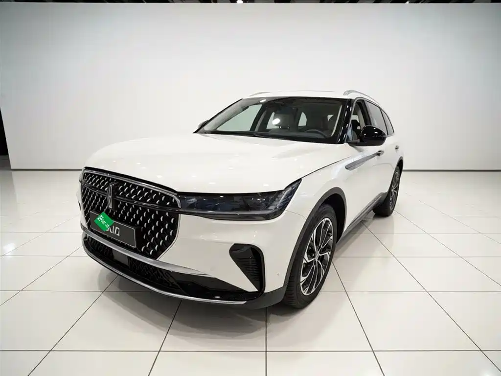 Lincoln Nautilus 2024