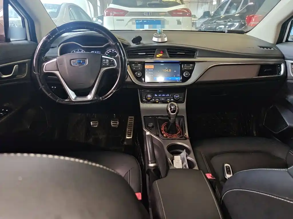 Geely Emgrand GS — миниатюра 10