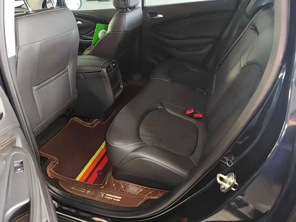 Buick Envision Plus — миниатюра 17