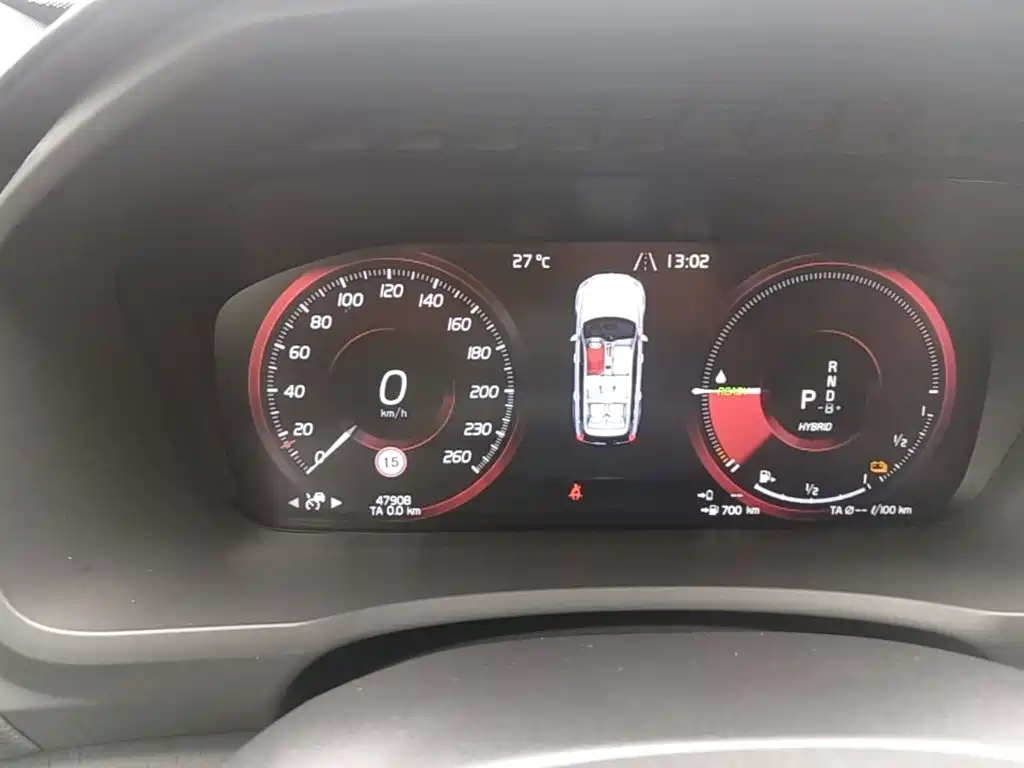 Volvo XC90 PHEV — миниатюра 12