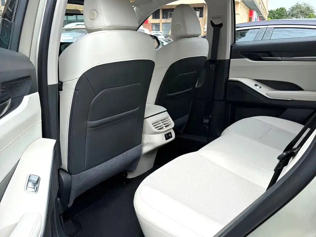 Haval H6 — миниатюра 10