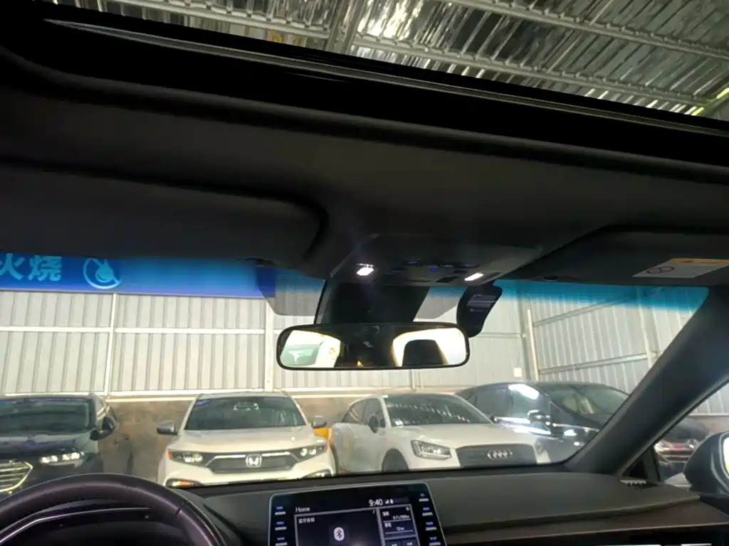 Toyota Avalon — миниатюра 18