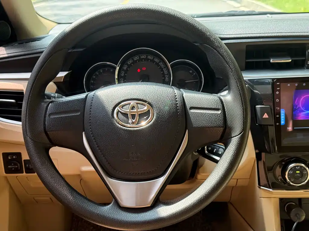 Toyota Corolla — миниатюра 10