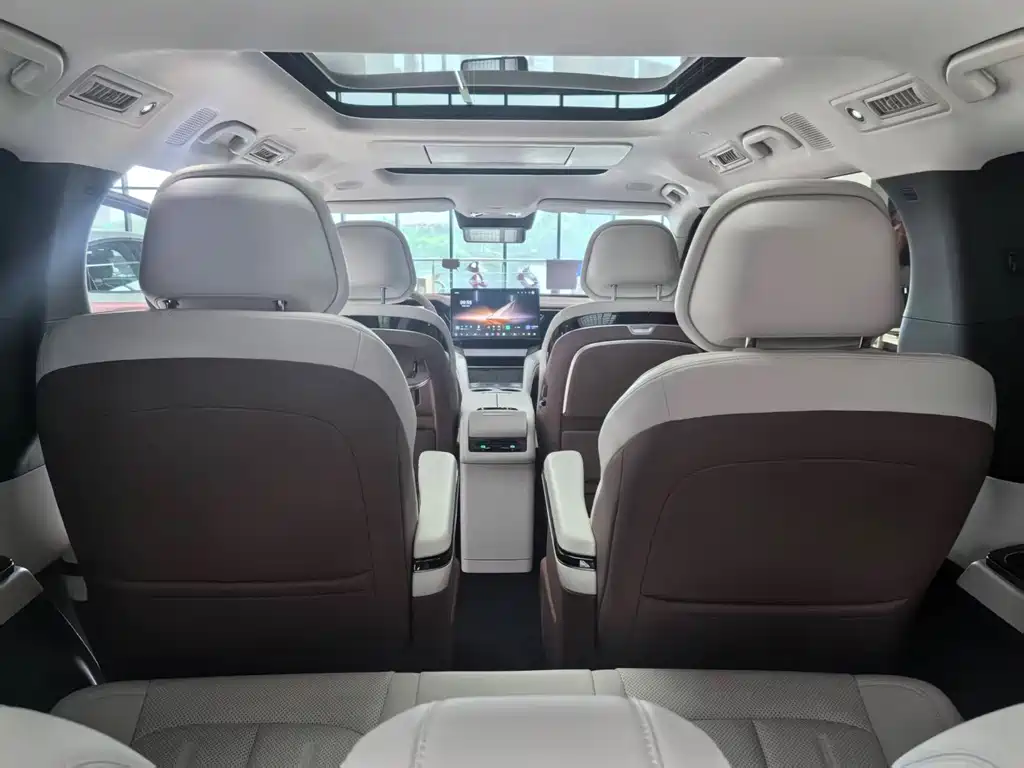 BYD Xia — миниатюра 11