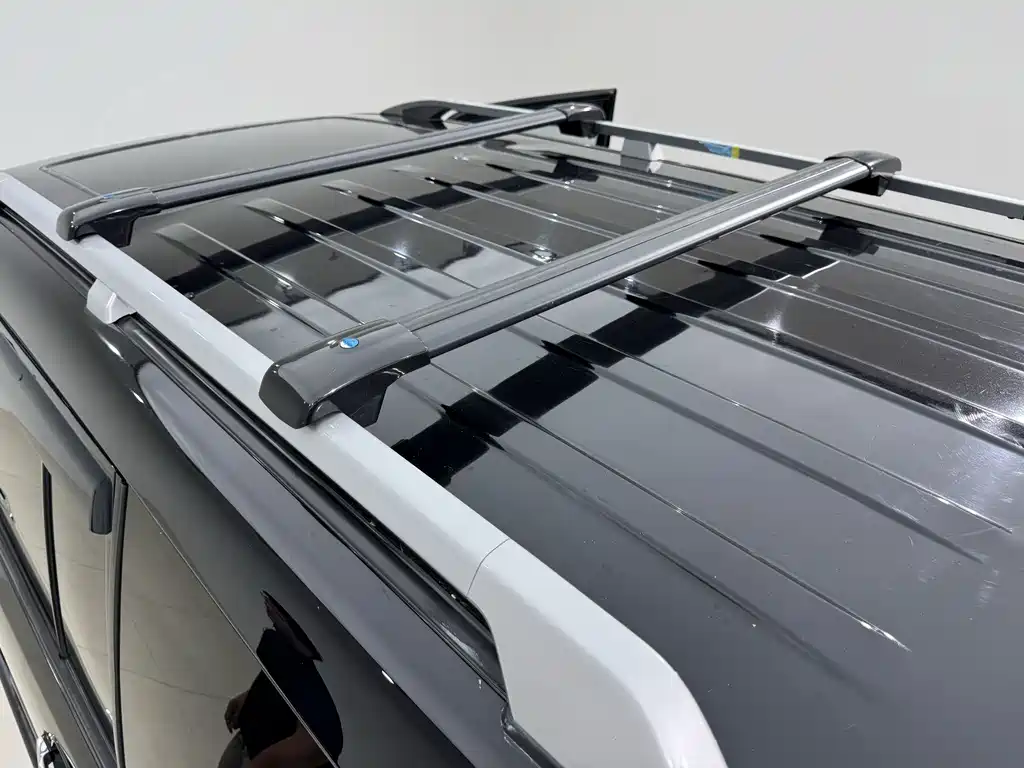 Mitsubishi Pajero (Import) — миниатюра 22