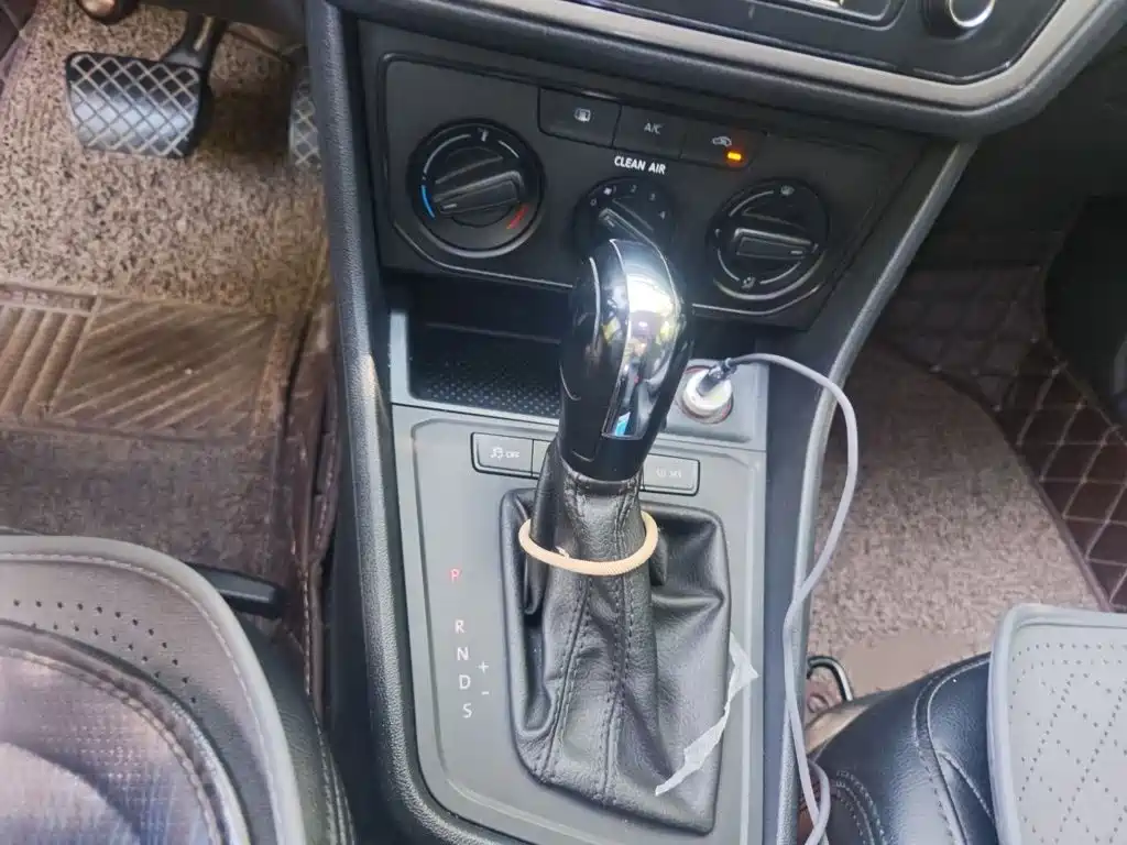 Volkswagen Lavida — миниатюра 7