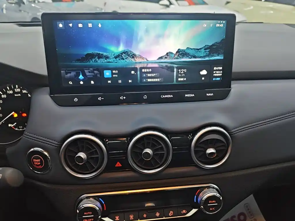 Nissan Qashqai — миниатюра 13