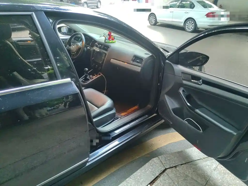 Volkswagen Sagitar — миниатюра 19