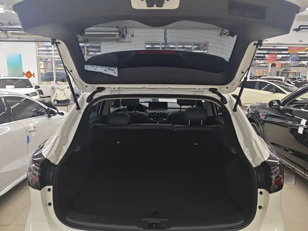Nissan Qashqai — миниатюра 19
