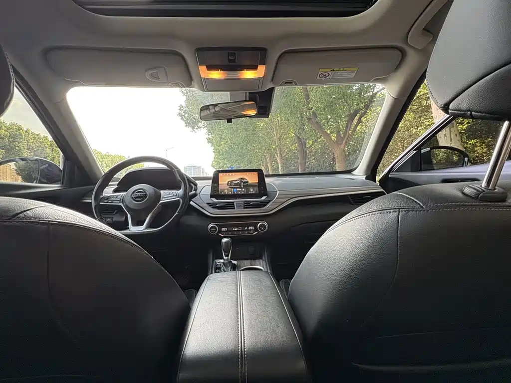 Nissan Teana — миниатюра 17