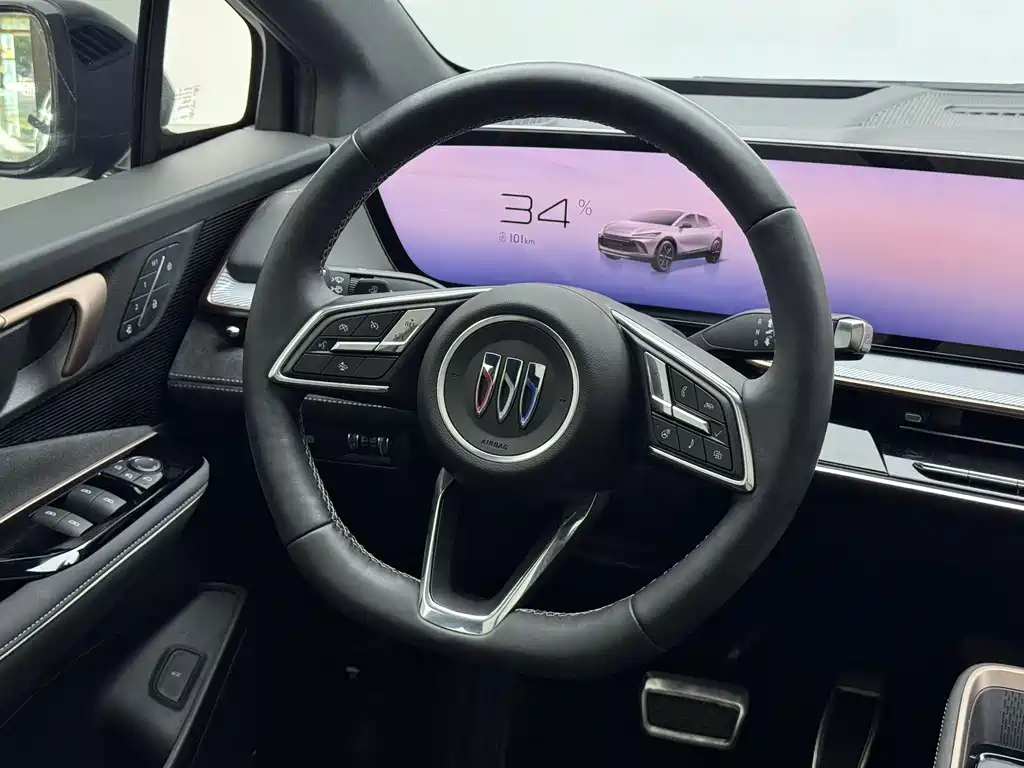 Buick E4 — миниатюра 13