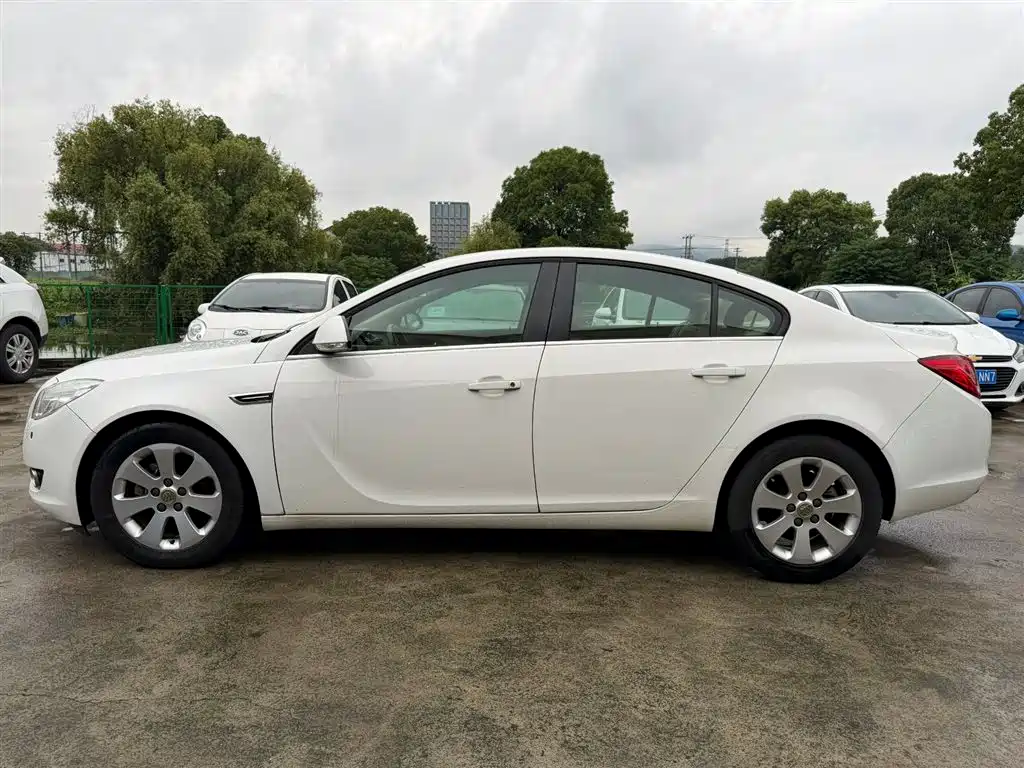 Buick Regal 2012 2.0L Comfort