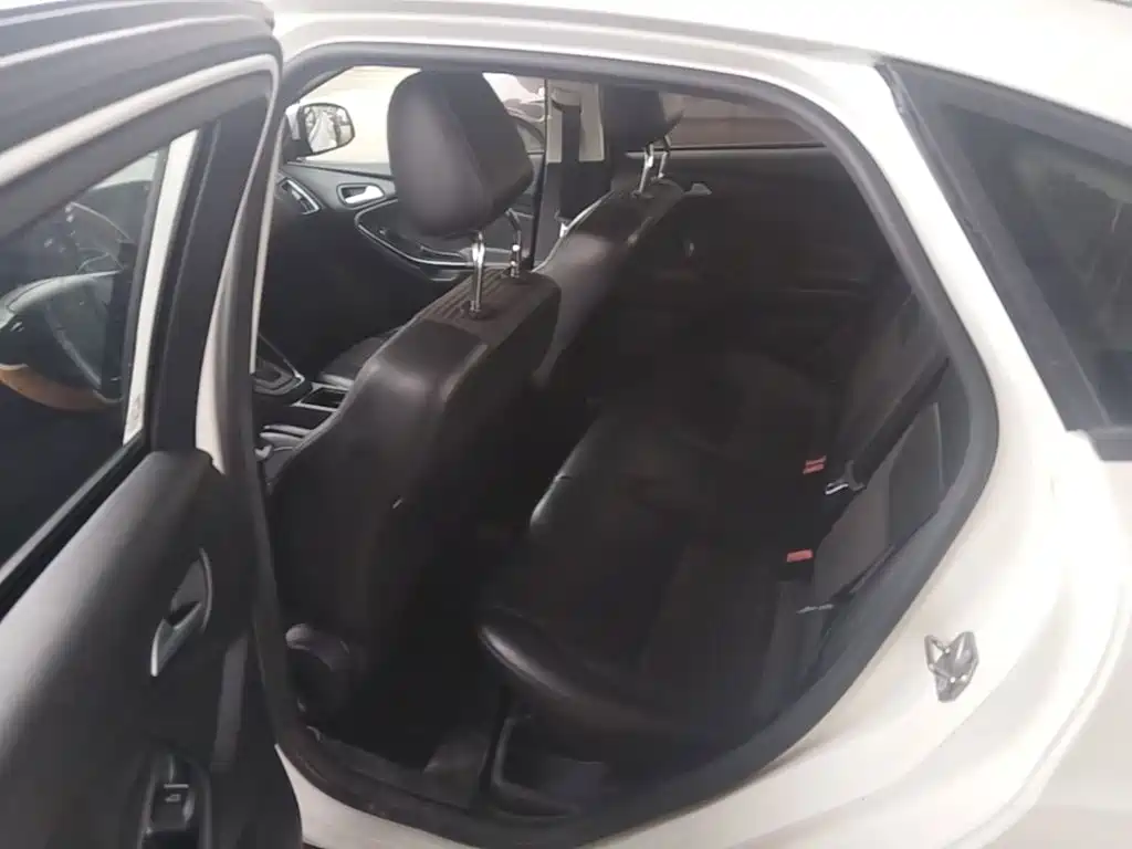 Ford Focus — миниатюра 22