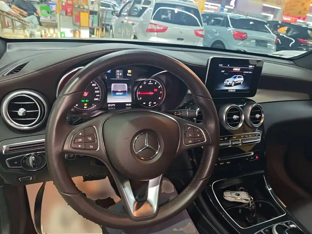 Mercedes-Benz GLC — миниатюра 10