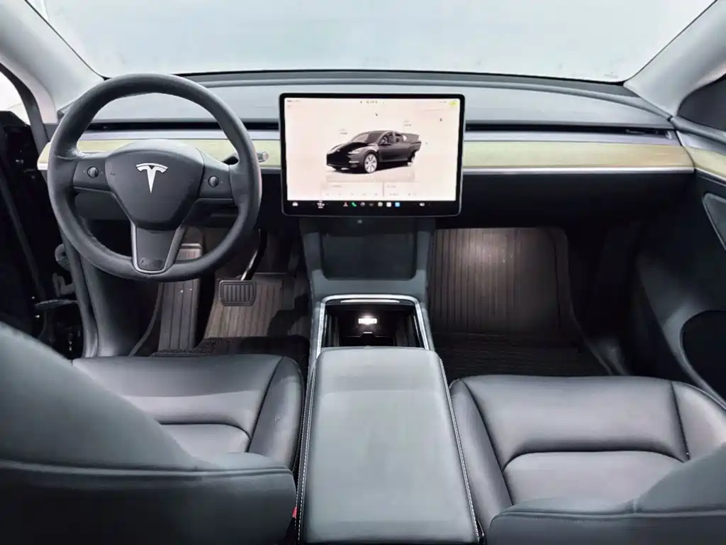 Tesla Model Y — фотографии объявления, Фото 17