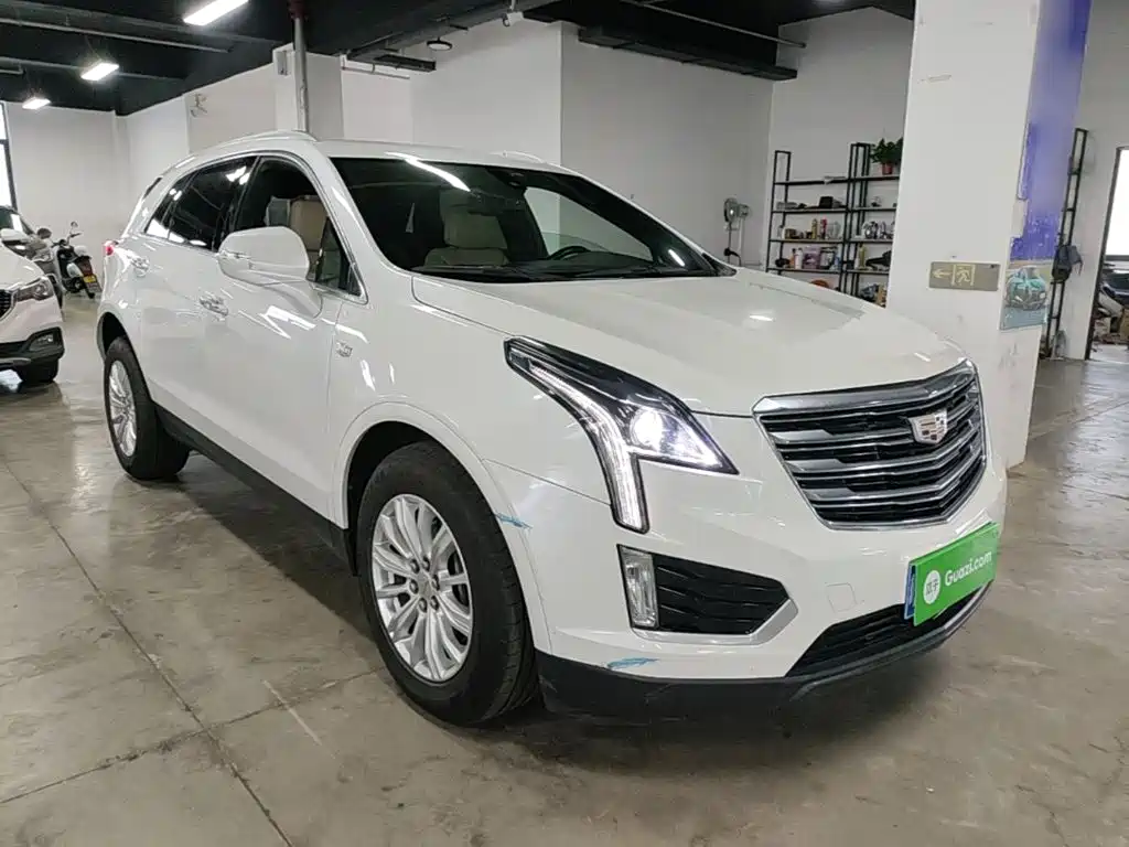 Cadillac XT5 — миниатюра 4