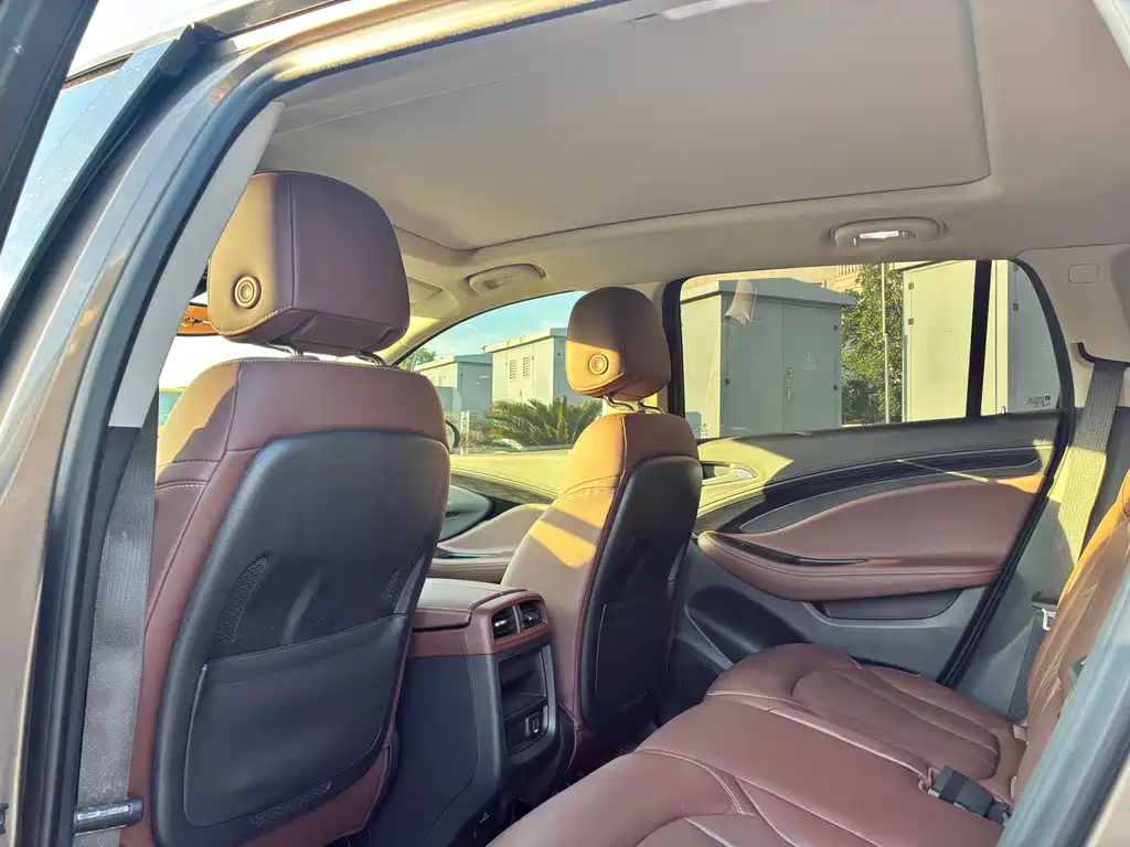 Buick Envision Plus Plus 2019 28T Sport Flagship V