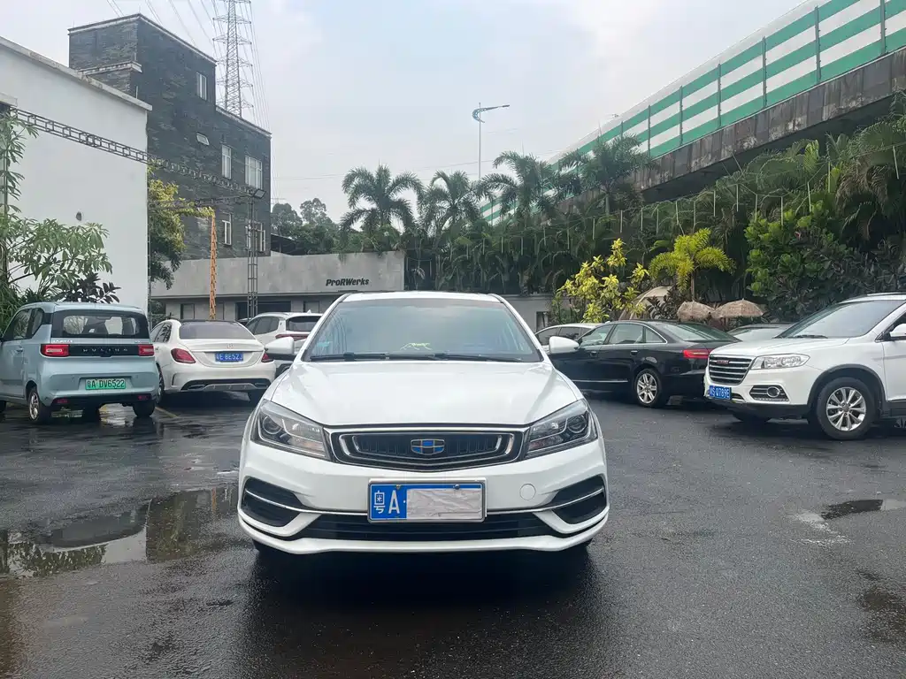 Geely Emgrand — миниатюра 2