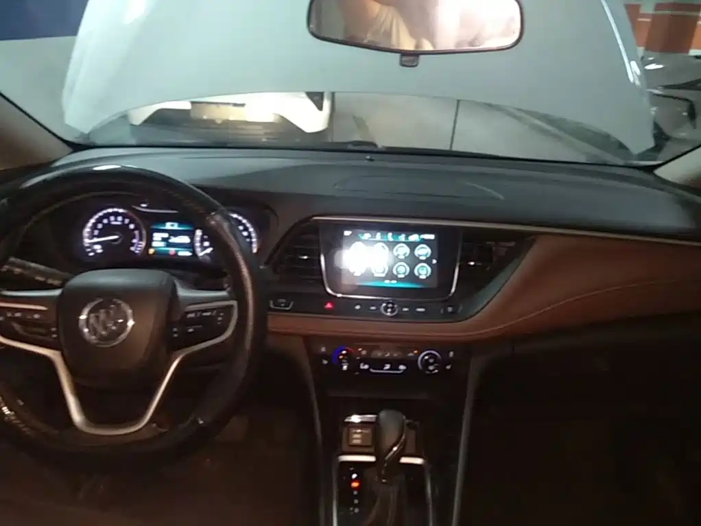 Buick GL6 — миниатюра 10