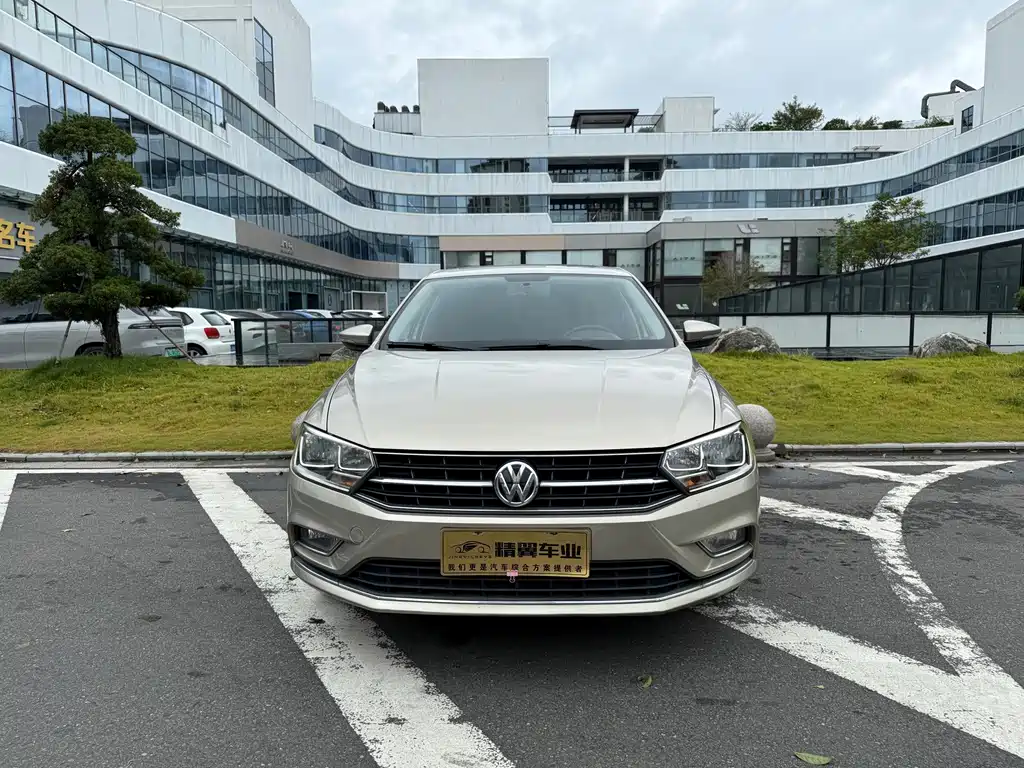 Volkswagen Bora — миниатюра 2