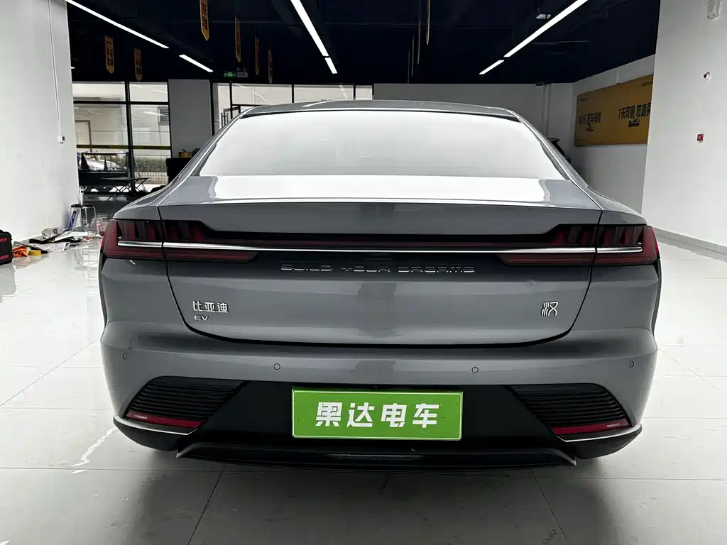 BYD Han — миниатюра 8