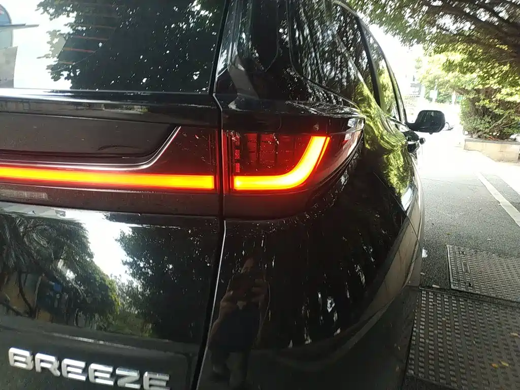 Honda Breeze 2021 240TURBO CVT Elite