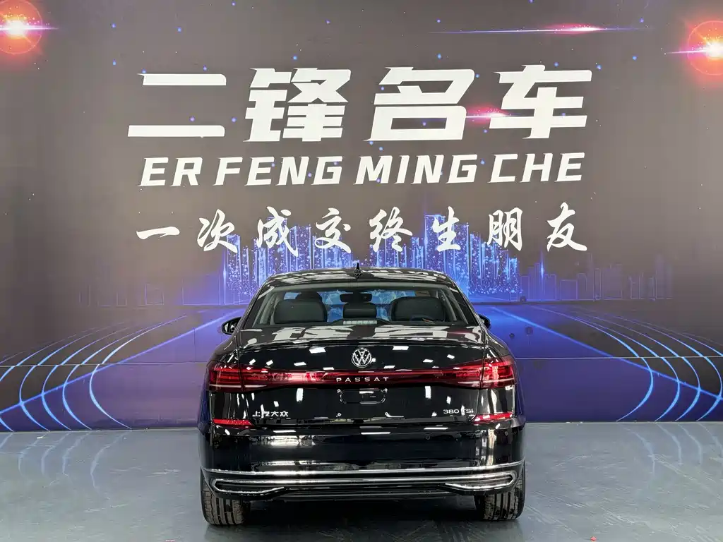 Volkswagen Passat 2026 380TSI