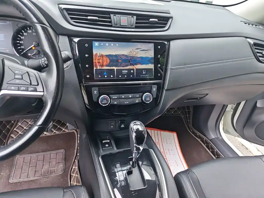 Nissan X-Trail — миниатюра 13