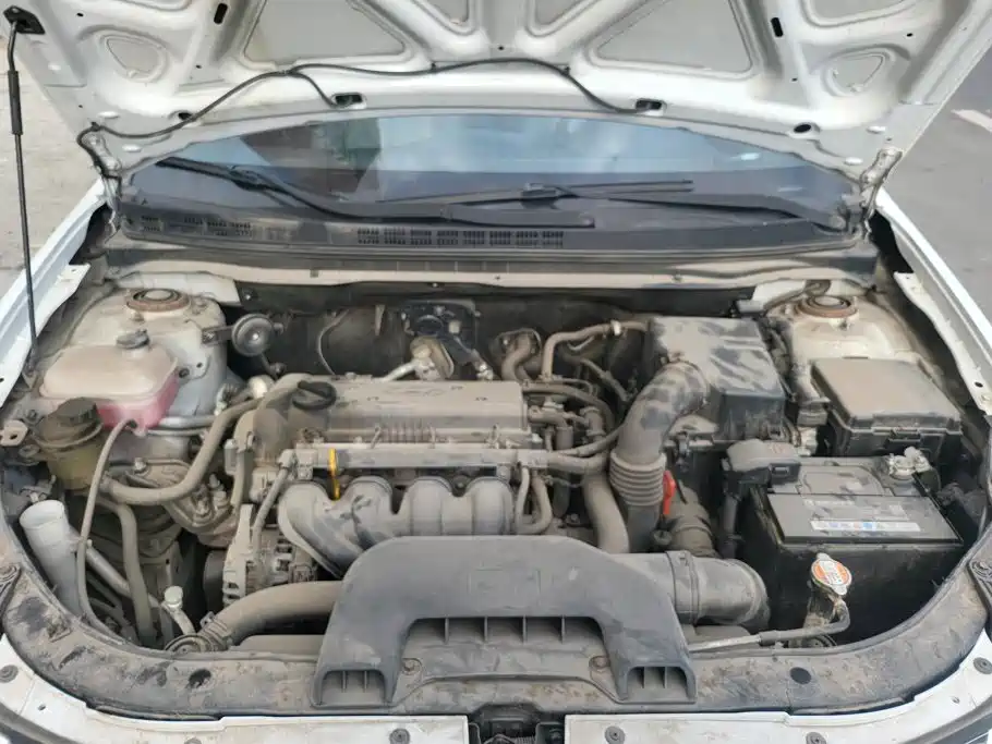Hyundai Elantra — миниатюра 10