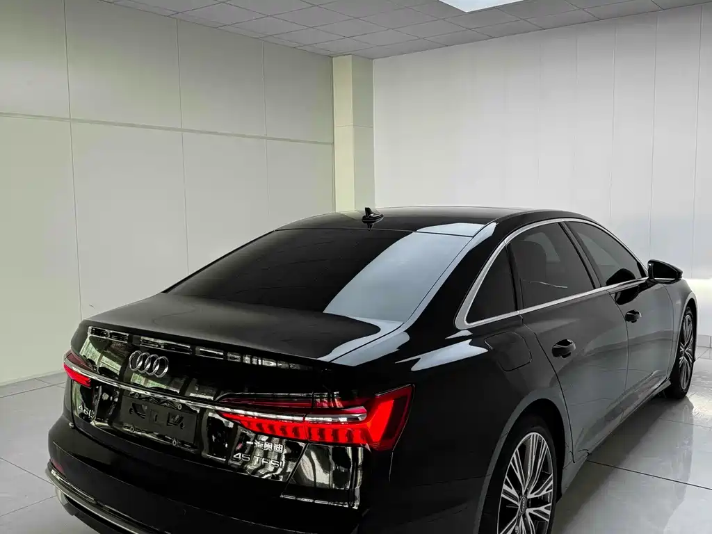 Audi A6L — миниатюра 5